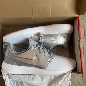COPY - Nike Roshe two